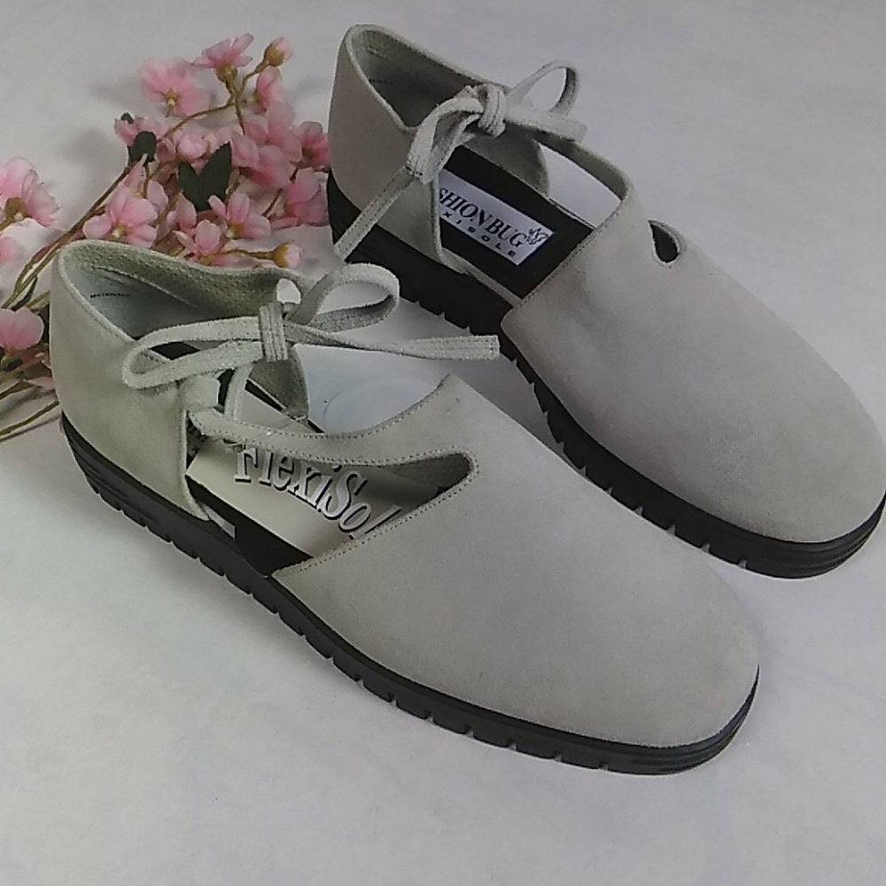 NEW Fashion Bug shoes Women's size 9, Bohemian,Boho,Casual.